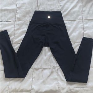 Lululemon wunder under leggings size 2